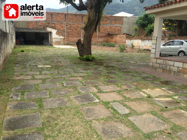 Casa - Aluguel:  Centro, Rio Bonito - RJ