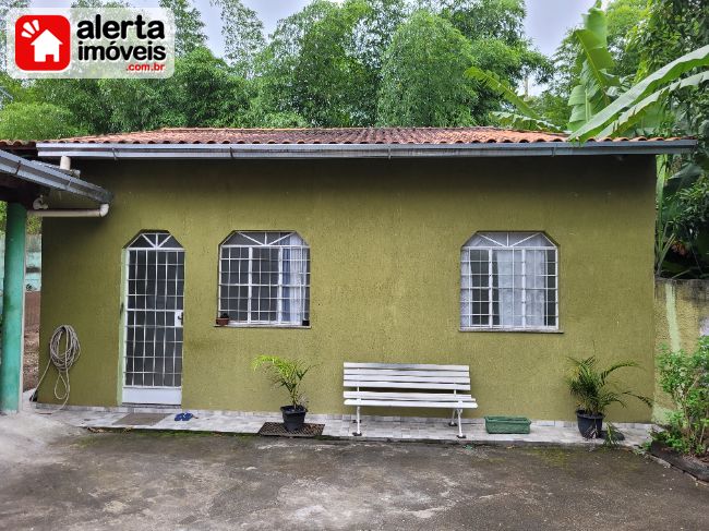 Casa - Aluguel:  Praça Cruzeiro, Rio Bonito - RJ