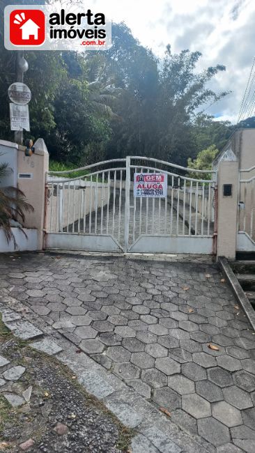 Condomínio Fechado - Aluguel:  Caixa D´Agua , Rio Bonito - RJ