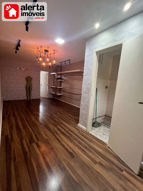 Sala Comercial - Aluguel:  Centro , Rio Bonito - RJ