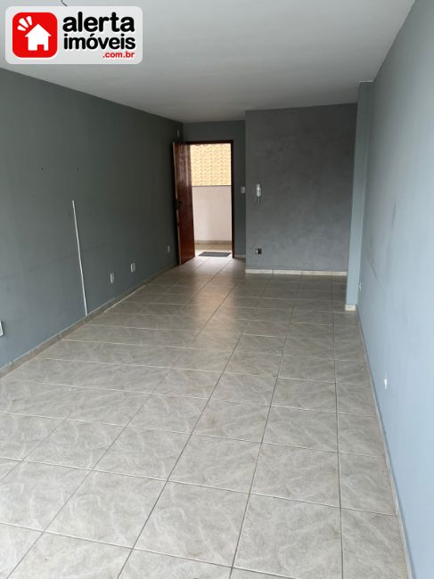 Sala Comercial - Aluguel:  Centro, Rio Bonito - RJ