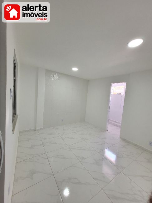 Sala Comercial - Aluguel:  Centro, Rio Bonito - RJ